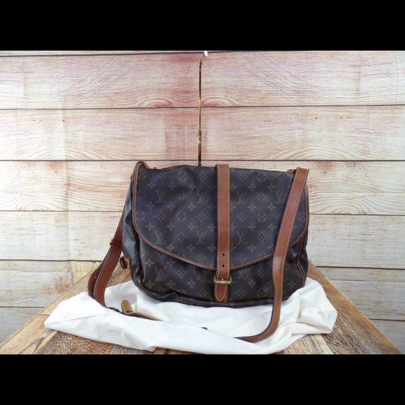 Louis Vuitton Saumur 35 iconic shoulder handbag - Picture 5 of 15